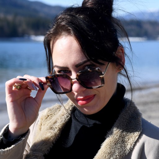 predict who wins the bachelor