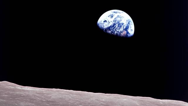 apollo 8 earthrise
