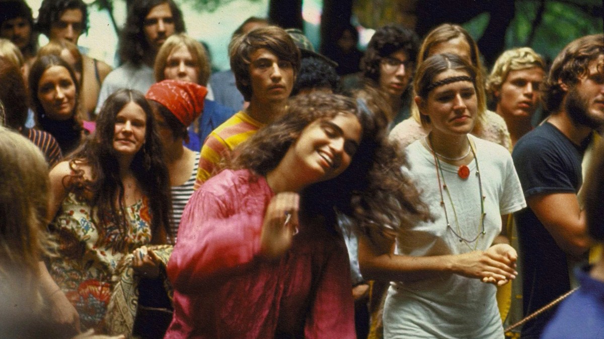 A frisson-inducing crowd at a music festival.