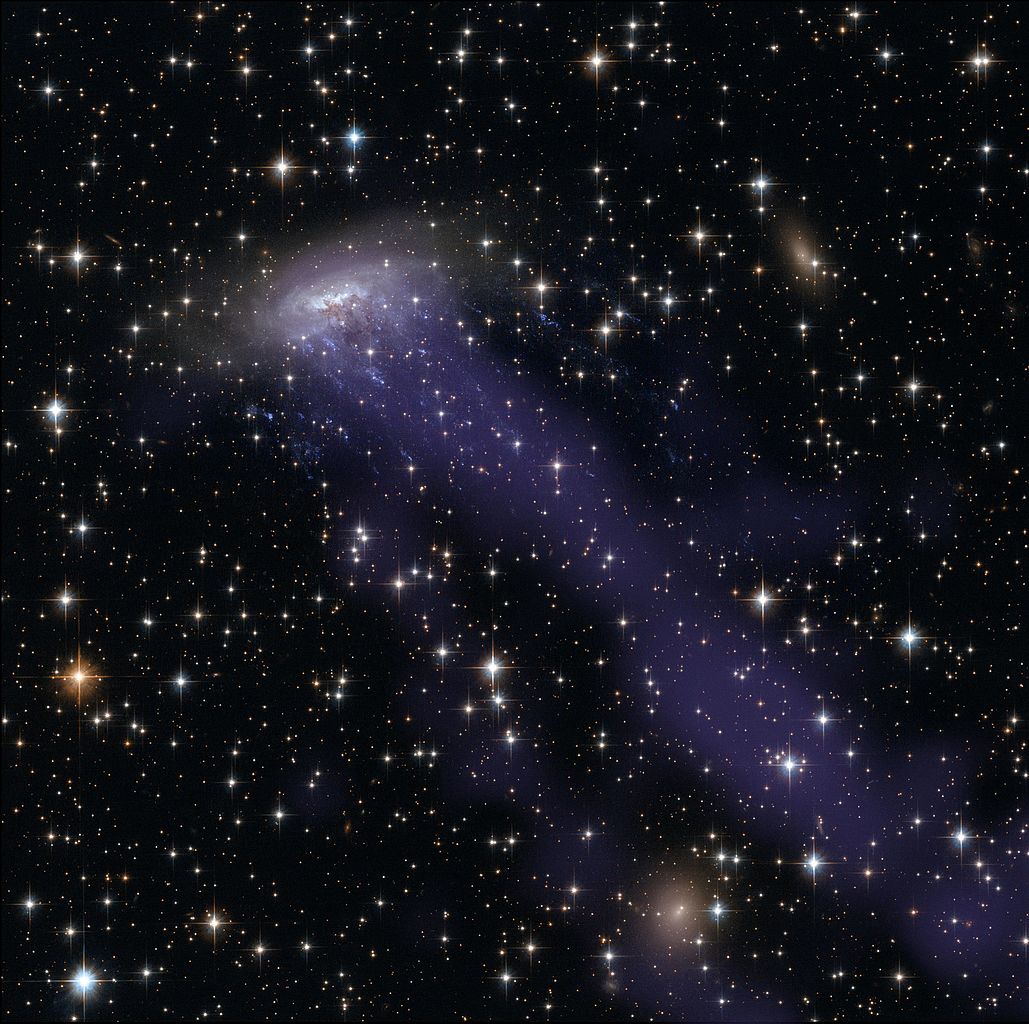runaway galaxy pressure stripping