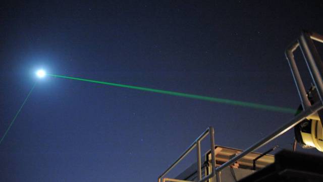 use lasers keep track of moon nasa