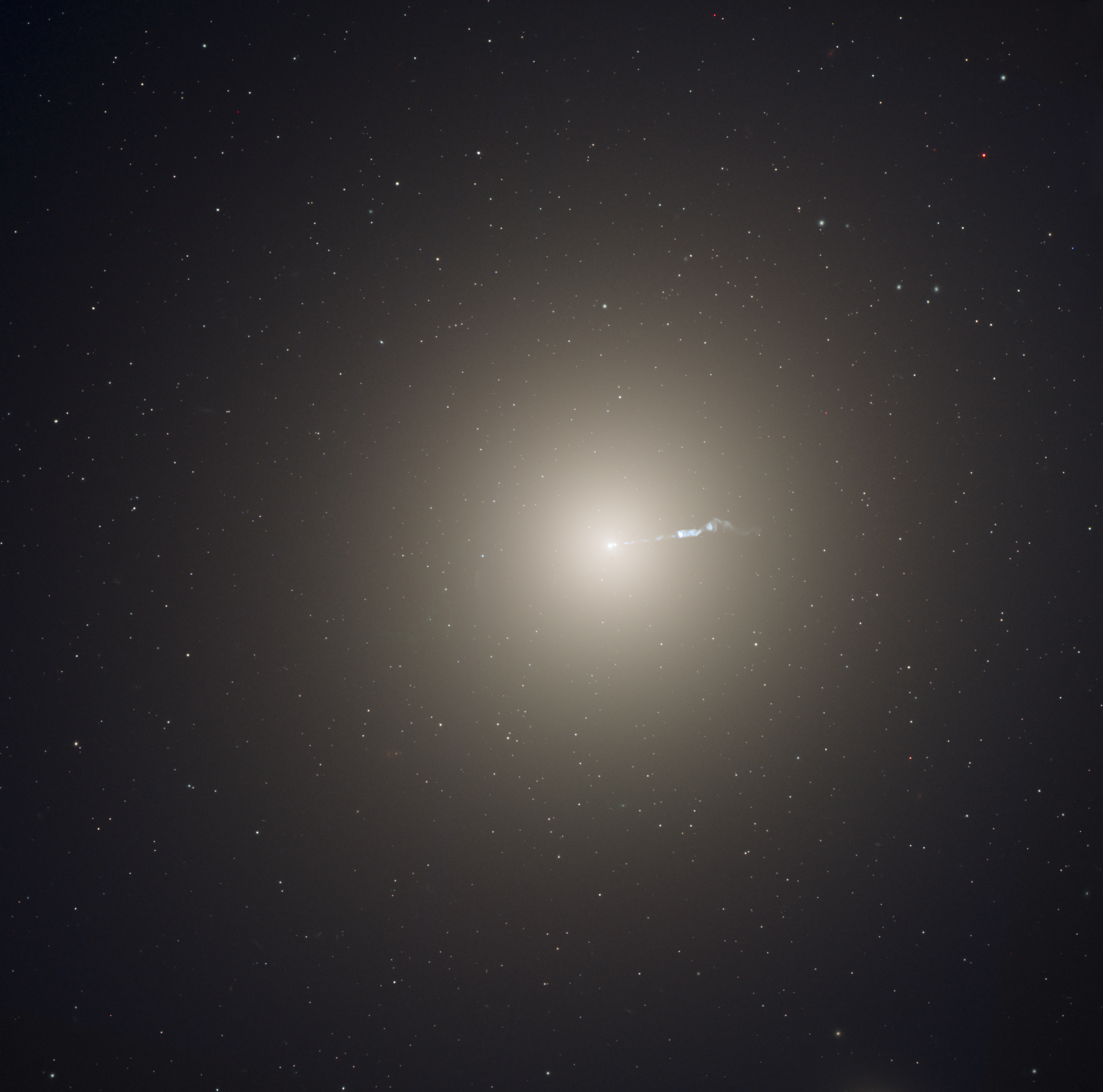 Messier 87 jet hubble optical