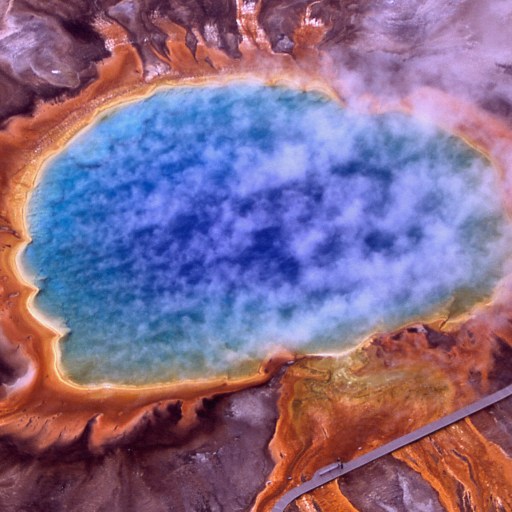hydrothermal field